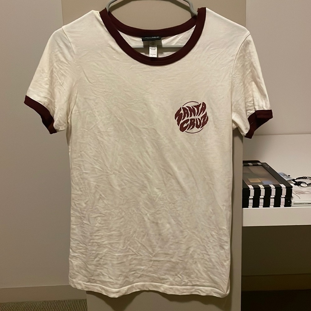 Santa Cruz Tee